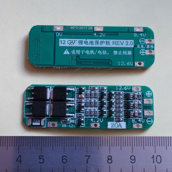КОНТРОЛЕР ЗАРЯДУ-РАЗРЯДУ ДЛЯ 3-Х LI-ION АКУМУЛЯТОРІВ 18650 XR121 20A 12.6V
