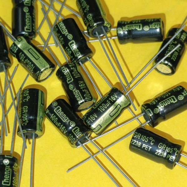 100мкф 16в 105°C електроліт GR 6,3*11 ChengX