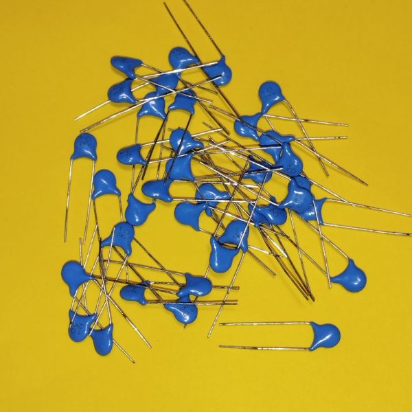 47пф 2000в Y5P 10% керамічний дисковий конденсатор (К15-5)