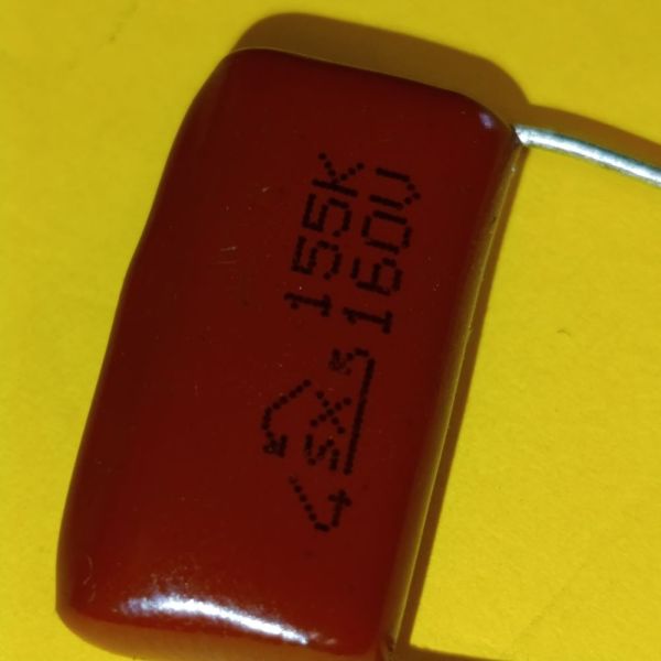 1,5мкф 160в 10% (24*14*6) pitch: 23 CL21 плівковий конденсатор