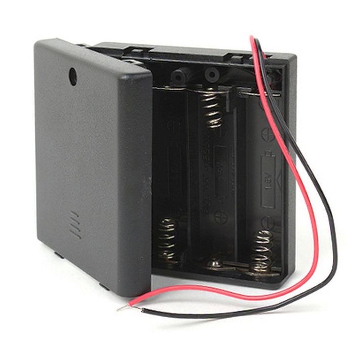 Тримач для 4 батарей АА дріт 15см. кришка і перемикач ON-OFF