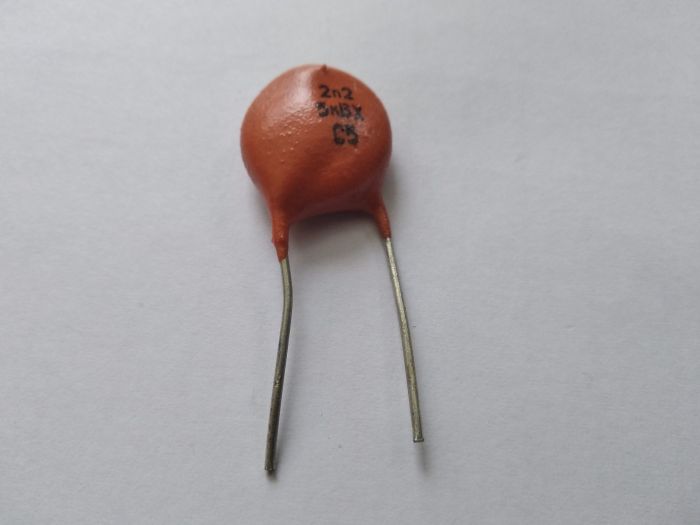 2200пФ 5кВ Н70 конденсатор К15-5 керамічний високовольтний дисковий