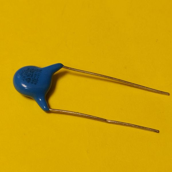 2200пф 400V/AC Y5V 20% керамічний конденсатор <CLASS Y1>