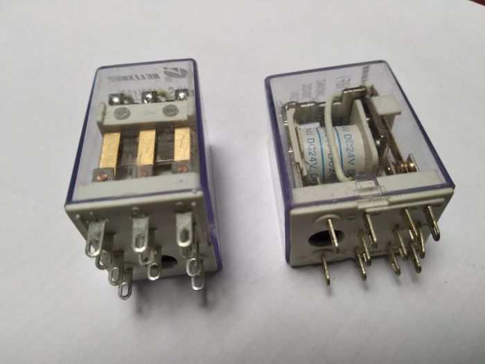 HLS-4453(18F)-3C- 24VDC-5A-конт.3С реле Helishun