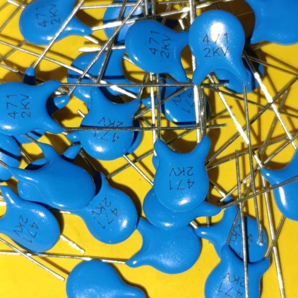 470пф 2000в Y5P 10% керамічний дисковий конденсатор (К15-5)