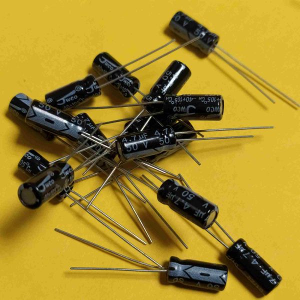 4,7mkf 50v 105°C електролітичний конденсатор jwco 5*11