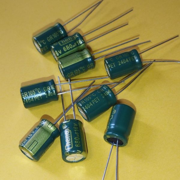 680mkF 16V 105°C електроліт GR 8*12 ChengX