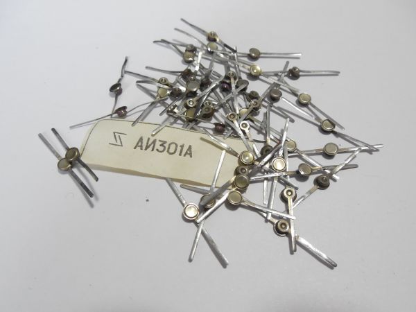 Диод АИ301А