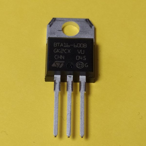 BTA16-600BRG, симистор 16А 600В, 50мА TO-220AB