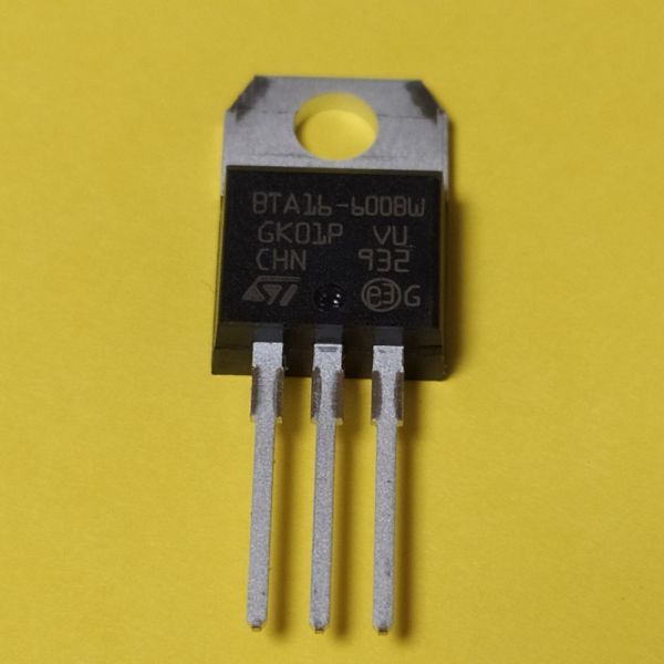 BTA16-600BWRG, симистор 16А 600В, 50мА TO-220AB