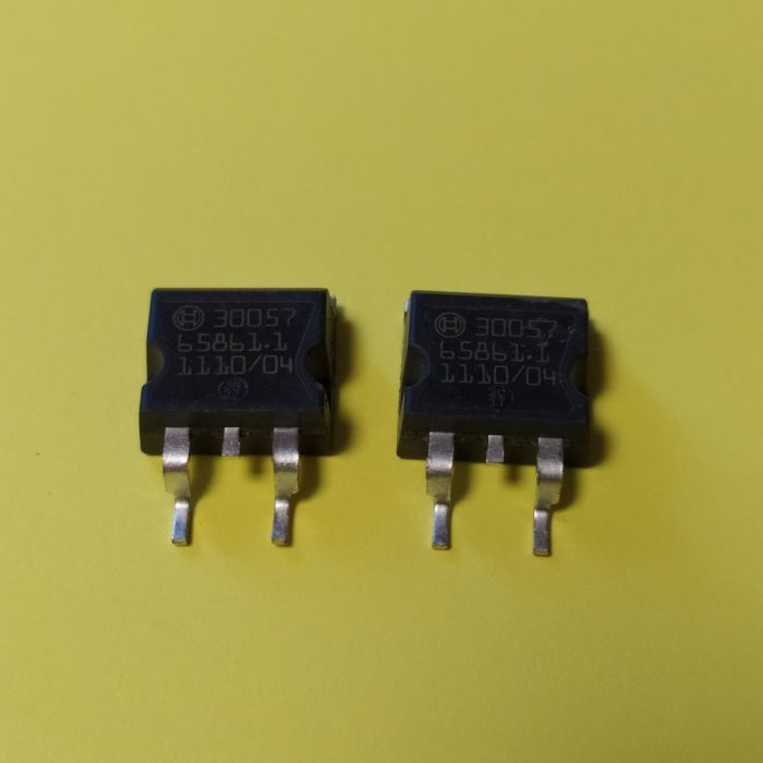 Микросхема Bosch 30057 корпус TO263
