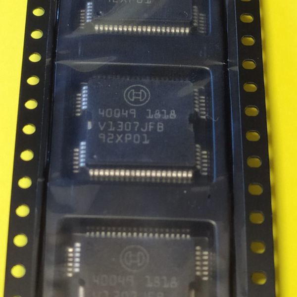 Мікросхема Bosch 40049 корпус PQFP-64
