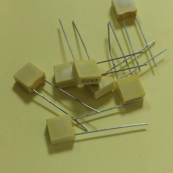 Конденсатор 0,47 mkf CL23B (CL-21X-B) 100V