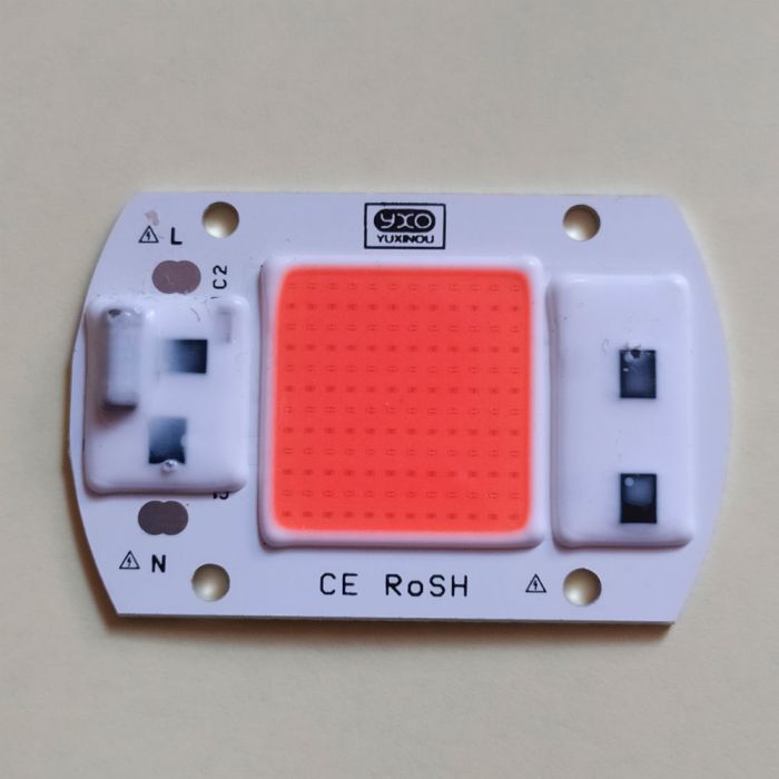 СВЕТОДИОД ДЛЯ РАСТЕНИЙ 380NM-840NM LED 30W 220V