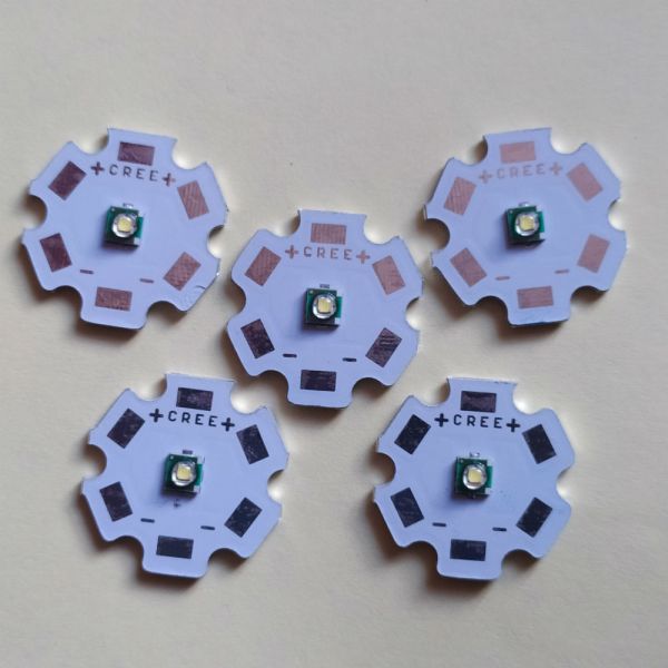 СВІТЛОДІОД XPE 3535 SMD 6500К 3ВТ ПЛАТА STAR 20ММ