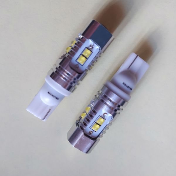 Світлодіодна автолампа для цоколя T10,50W