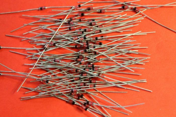 Стабілітрон Д814А1