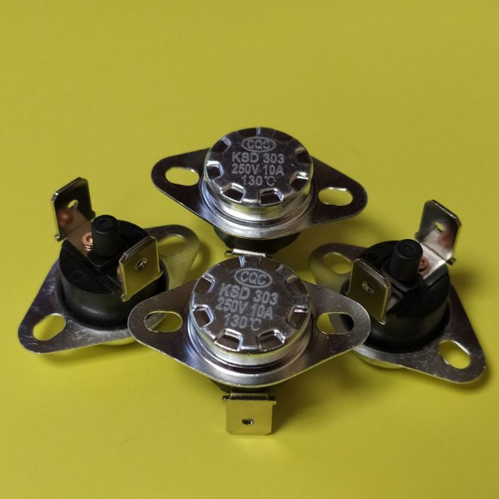 KSD301 10A 250В 130°C термостат  з кнопкою (норм/замкн.,верт.контакти, непідв. фланець)