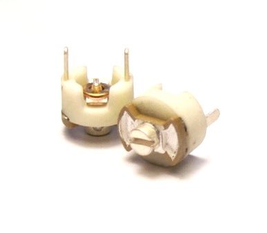 Конденсатор підбудовний КТ4-23 2/7пФ