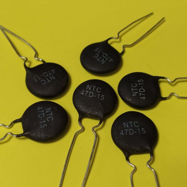 ТЕРМІСТОР NTC 47D-15 (MF72-47D-15)