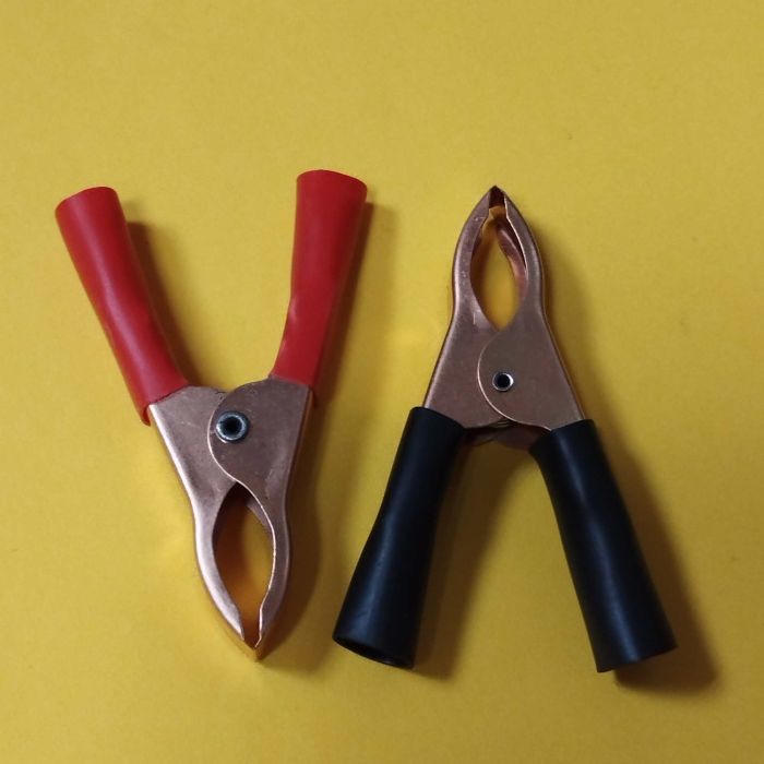 Затискач типу крокодил 5A  червоний 