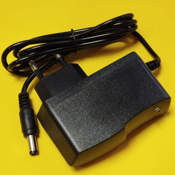 Блок живлення 6В 2А штекер 5.5*2.1мм стабілізований імпульсний