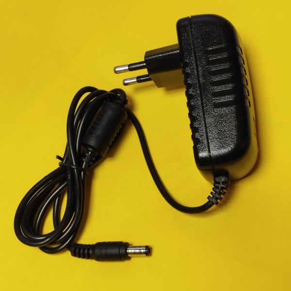 Блок живлення 6В 3А штекер 5.5*2.5мм стабілізований імпульсний