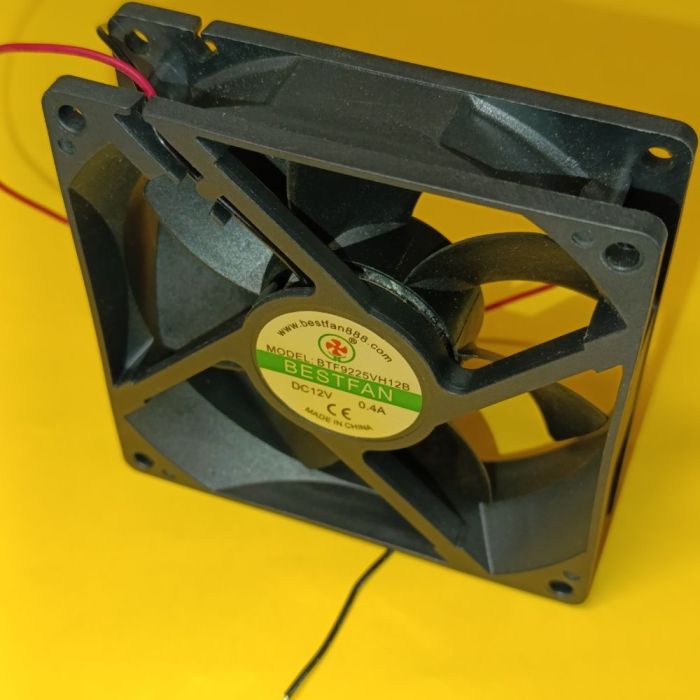 Вентилятор BTF9225VH12B 92*92*25мм, 12в, 0.4A, 2 дроти