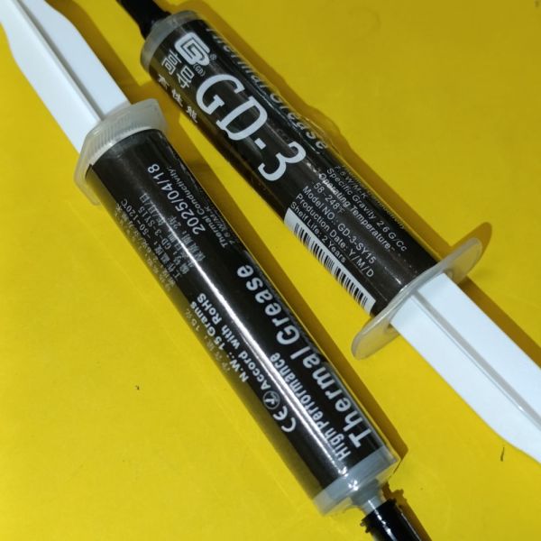 Теплопровідна термопаста сіра GD3 7.5 Вт/(м*К) шприц 15г