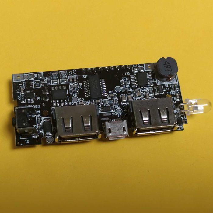 Плата контролер до PowerBank з LCD дисплеєм, 2 x USB 5В, 2А