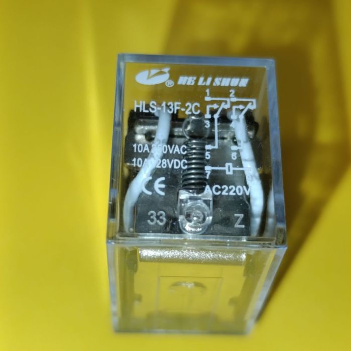 HLS-13F-1 реле 220В струм-15A контакти-1С Helishun