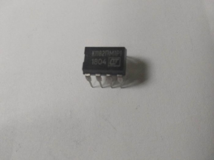 К1182ПМ1Р1 (8 pin) фазовый регулятор мощности