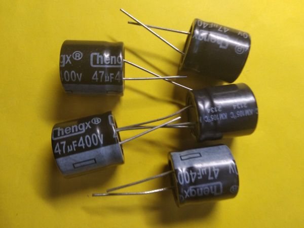 47mkF 400V 105°C 18X18mm KM ЭЛЕКТРОЛИТ (CHENGX)