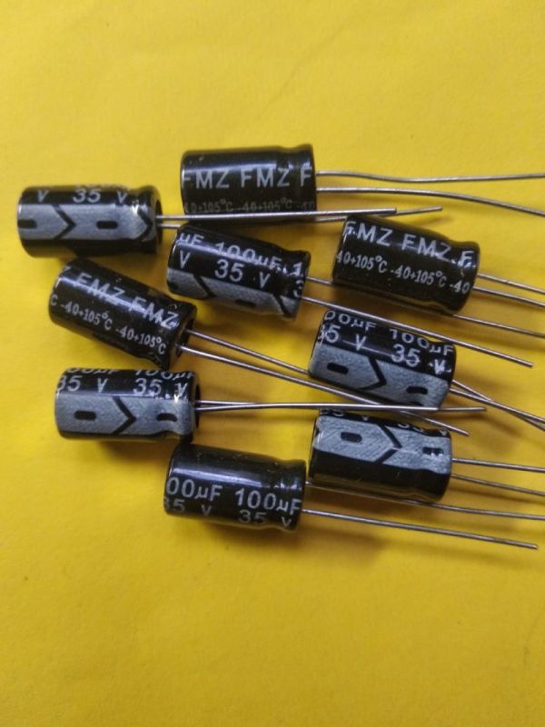 100mkF 35V електроліт 105°C 6х11mm FMZ