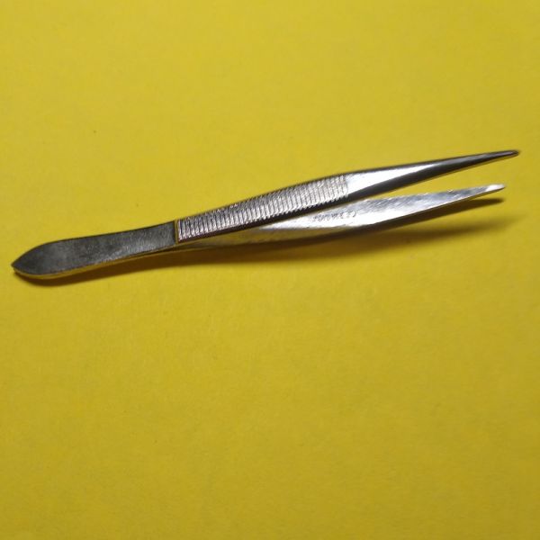 ПІНЦЕТ ХZ80 ГОСТРИЙ 80мм з нержавіючої сталі