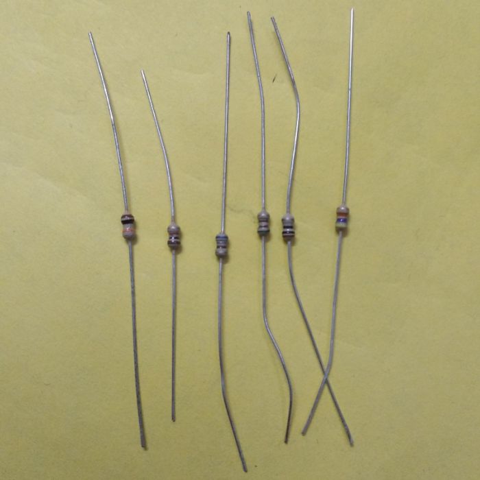 680 ом CF-1/8W 5% вуглецевий резистор