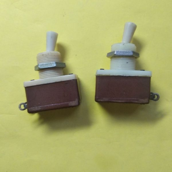 Тумблер ТВ2-1-2