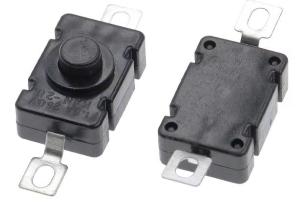 Кнопковий перемикач для ліхтарика PBS-02A(KAN-28) чорна прямокутна