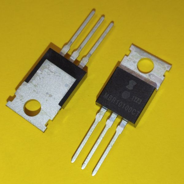 MBR10100CT (10A,100В) корп.TO-220 діод Шоттки