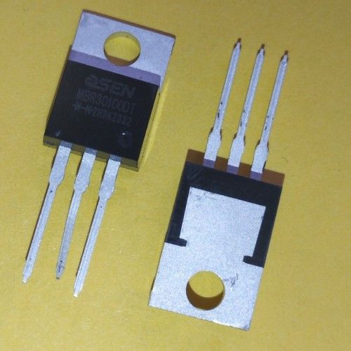 MBR30100ST, діод шотткі 100V 2*15A 0.85V спільниий катод