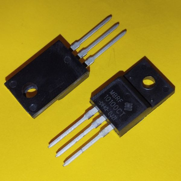 MBRF10100CT (10A,100В) корп.TO-220AB діод шоттки 3 вив LGE