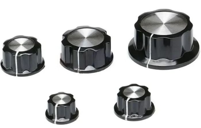 Ручка MF-A02 для потенціометра карболітова чорна із сріблястим верхом діаметр 23 мм