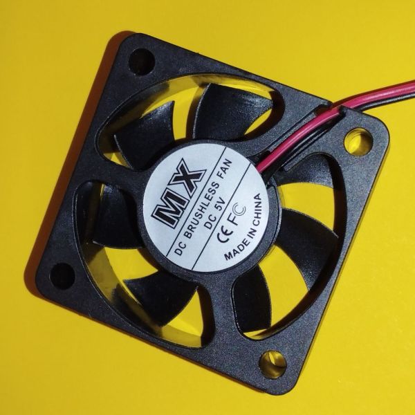 Вентилятор MX-5015 5В 0,1А DC 50*50*15мм ковзання 2 провода