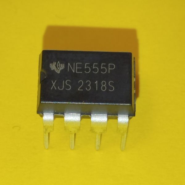 Мікросхема NE555P