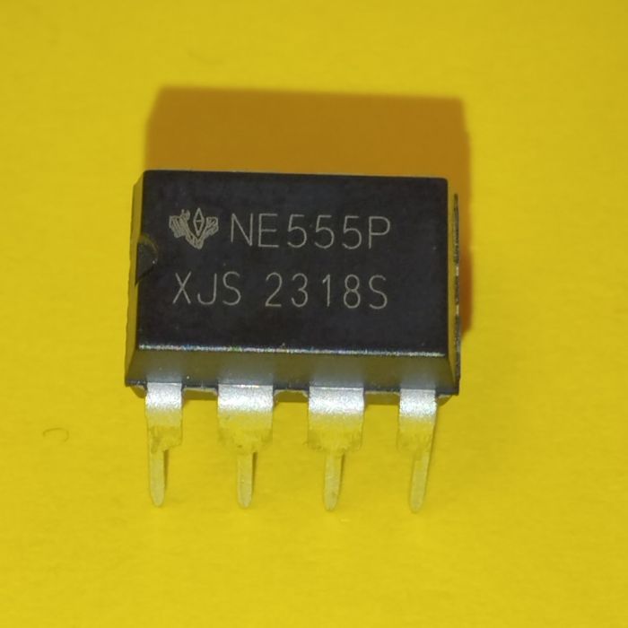 Мікросхема NE555P