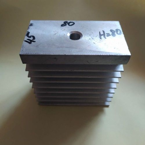 Радіатор для потужних тиристорів