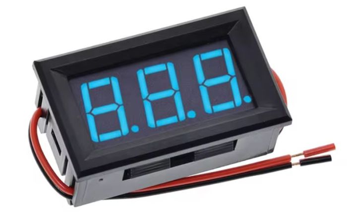 ВОЛЬТМЕТР ЦИФРОВИЙ AC 70-500V БУДОВАНИЙ (ЗМІННИЙ СТРУМ) СИНІЙ