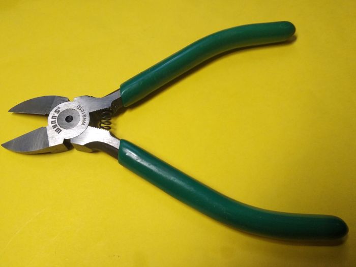 Бокорізи кусачки Wynn's WNS105D