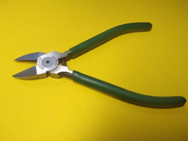 Бокорізи кусачки Wynn's WNS106D